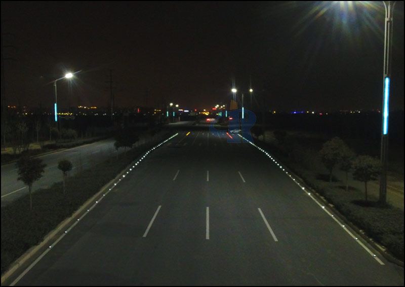 solar road studs on highways